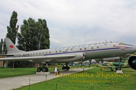 Музей авіації. Ту-104