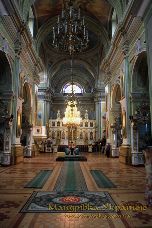 Луцьк. Інтер'єр Свято-Троїцького собору. 1920 р.