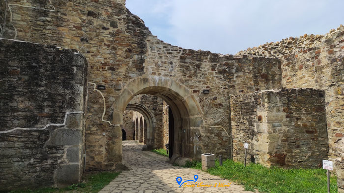 Тронна фортеця у Сучаві