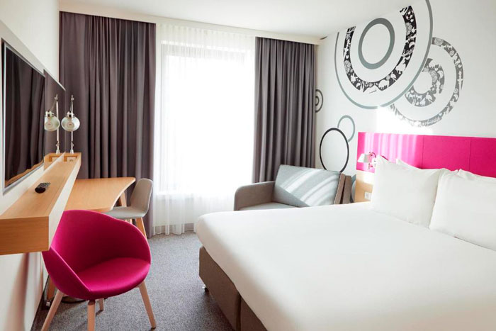 Варшава. Польща. Готель