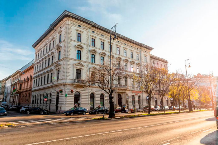 Готелі Будапешт (Budapest hotels)